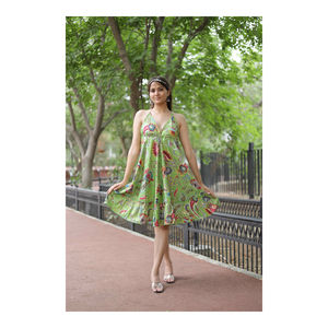 Vestido Midi Estampado Floral de Algodón Indio Hecho a Mano para Mujer, Ropa de Playa Veraniega Elegante en Tela Suave y Transpirable - Product Image 1