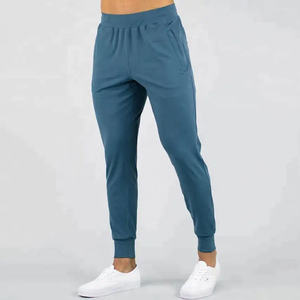 Joggers para hombre con tela teñida Lisa antiarrugas, pantalones ligeros y cómodos para deportes - Product Image 5