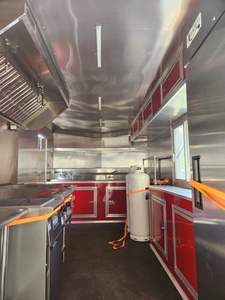 Wholesale Price Mobile Food Trucks for Sale / New Fast Food Truck Trailer Food <b>Cart</b> for Sale - Product Image 5