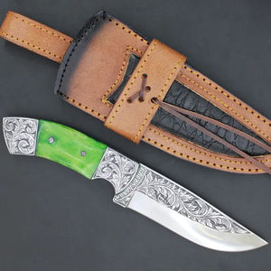 Cuchillo de Caza de Acero de Damasco OEM Personalizado, Mango de Resina Verde, Hoja de Punta Caída Grabada, Funda de Cuero de Cambio Rápido, Garantía de 3 Años - Product Image 2