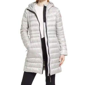 Blouson aviateur en velours pour femmes Blouson aviateur court de style confort de luxe pour femmes Blouson aviateur élégant et moderne pour l'hiver - Product Image 2