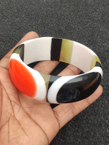 Bracelets décoratifs élégants en résine de haute qualité avec ton bleu océan pour les centres de villégiature et les vêtements de plage au bas de la côte par AALIYAN IMPEX - Product Image 6