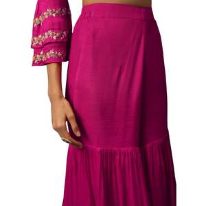 Rani Pink Silk Kurta Sharara Set con bordado Resham y Dupatta para fiesta de recepción de boda traje de fiesta - Product Image 6