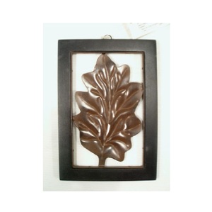 จานเสิร์ฟตกแต่งโลหะใบสําหรับตกแต่งบ้าน - Product Image 1
