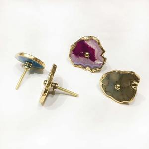 Poignées de porte de placard décoratives avec finition dorée pour placard et tiroir Utilisation en gros Agate bleue faite à la main - Product Image 1