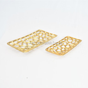 Bandeja de aluminio para servir frutas de aspecto definitivo, bandeja de chocolate de diseño atractivo con acabado dorado de alta calidad y forma redondeada - Product Image 3