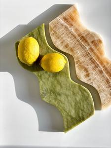 ถาดเสิร์ฟทรงกลมลายหินอ่อนเรซิ่น สำหรับตกแต่งโต๊ะอาหาร ชีส ของหวาน ขนม ทำมือสไตล์ร่วมสมัย - Product Image 5