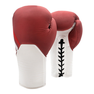 Gants de boxe à lacets personnalisés pour l'entraînement professionnel et amateur Conception légère et durable - Product Image 1