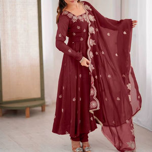 ชุดอานาร์กาลีลูกไม้ปักลายหรูหราพรีเมียม ยูนิตี้ ลักซ์เชอร์ สีไวน์มารูน พร้อมผ้าคลุมไหล่ผ้าเครปเนื้อนุ่ม - Product Image 1