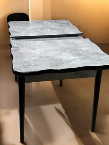 Table à manger moderne conçue pour le style et le confort, parfaite pour les réunions de famille, les dîners et les repas de tous les jours - Product Image 6