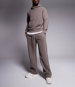 Top Trending Men's Oversized Solid Eco-Friendly Tracksuits Set Customize Screen Printing Pullover Hoodie Sweatpants Baggy Style - Product Image 3