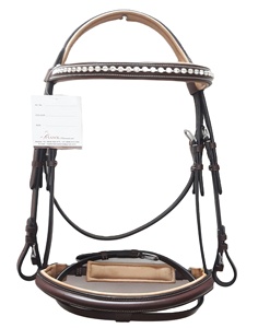 Brida de doma de cuero de caballo de alta calidad, banda para la nariz, diamantes de imitación duraderos, Halter decorado, precio competitivo, producto para montar - Product Image 1
