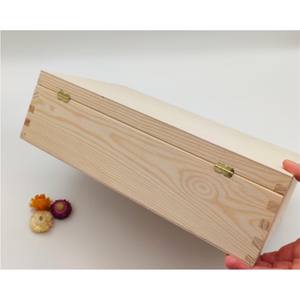 Boîte à bijoux moderne en bois massif écologique Prisma Designs, boîte de rangement étanche, décoration d'intérieur, boîte en bois faite à la main - Product Image 5