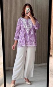 Nueva colección de verano de alta calidad Lucknowi Chikankari Kurti para mujer Aspecto elegante disponible a los mejores precios de la India - Product Image 3