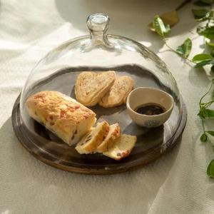 Vente chaude plaque en bois Dôme Gâteau seving Stand Avec dôme en métal Couvercle Nouveau Design Décoration Meilleure Qualité Moderne Stadard - Product Image 3