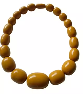 Colliers en résine faits à la main Style ange de mode artistique avec imprimé animal poli et détail de paillettes prêt pour la personnalisation - Product Image 1