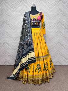 Collection Navratri Prêt-à-Porter Pleine Cousu Lahenga-Choli Avec Dupatta - Product Image 6