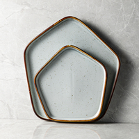 Assiettes en céramique grises claires durables et résistantes aux rayures avec glaçure réactive – Vaisselle de restaurant