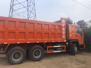 Camión Volquete Diésel Howo 8x4 Euro 2, 10 Ruedas, 11-20T de Carga, Volante a la Izquierda, Cámara Trasera, Pantalla Táctil, 251-350HP - Product Image 6