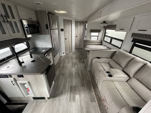 D-y-n-a-m-a-x I-s-a-t-a 5 34DS4X4 Usado 2023 - Product Image 5