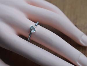 Topacio azul y Zirconia cúbica 925 anillo de bodas de plata esterlina corte ovalado rodio plateado regalo de aniversario para fiesta - Product Image 2