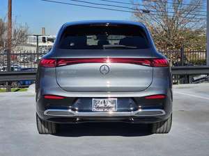 Mercedes-Benz EQS SUV EQS 580 4MATIC 4dr SUV AWD 2023 Usado en Excelentes Condiciones - Product Image 3