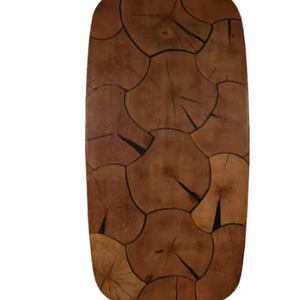 Mesa de Comedor Moderna de Madera Maciza Cuadrada |   Artículos Hechos a Mano de Primera Calidad para Apartamentos y Hoteles por KALATRI - Product Image 1