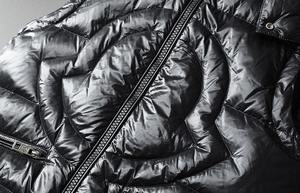 Chaqueta Acolchada con Capucha de Forro Polar Lavado Transpirable de Invierno con Logotipo Personalizado de Alta Calidad para Hombre y Mujer, Ropa Exterior Ligera con Bolsillos Delanteros - Product Image 2