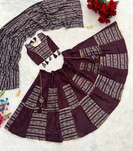 Coton rayonne à la mode avec impression et diamant Siroski travail enfants Lehenga Choli achats en ligne au taux le plus bas - Product Image 4