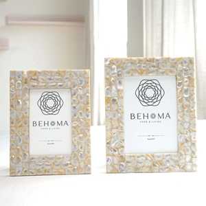 Elegante Juego de 2 Marcos de Fotos de Perlas, Decoración Estilosa para el Hogar, Marcos de Mesa Hechos a Mano de Lujo, Perfectos para Exhibición - Product Image 3