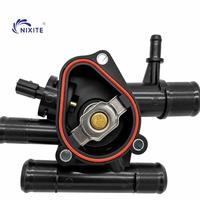 8200674368, 8200074346, 8200674368 Assemblage de boîtier de thermostat de liquide de refroidissement du moteur pour NISSAN, OPEL, RENAULT