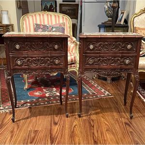 ตู้ข้างเตียงไม้มะฮอกกานีแกะสลักสไตล์ฝรั่งเศสสุดหรู 2 ลิ้นชัก ท็อปหินอ่อน ดีไซน์เรียบง่ายทันสมัย ผลิตด้วยมือ ปรับแต่งได้ เฟอร์นิเจอร์ห้องนอน - Product Image 2