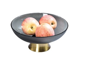 Forme ronde haute vente bol à fruits en métal fait à la main dessus de table classique élégant meilleure qualité fantaisie bol à fruits en métal - Product Image 1