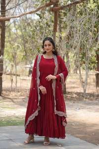 Costume Anarkali en tissu faux georgette de style lourd et élégant, nouvelle collection, best-seller, tenue décontractée pour femmes, prêt à porter - Product Image 3