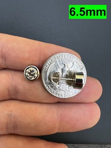 Pendientes de Botón con Bisel de Diamantes de Moissanita Redondos de Estilo Moderno con Baño de Oro y Plata 925 para Mujeres de Lujo - Product Image 5
