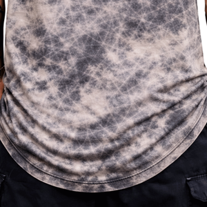 Débardeur gris pour homme, sans manches, avec inscription « Calm Focus », style streetwear moderne, fitness, mockup, spandex/polyester, séchage rapide - Product Image 6