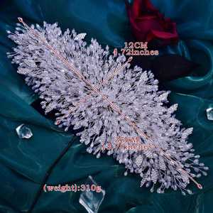 ที่คาดผม Bridella BHP397-S ดีไซน์มงกุฎโลหะผสมสีเงินและคริสตัลสำหรับงานแต่งงาน งานพรอม และงานพิธีการ - สวมใส่สบายและแน่นหนา - Product Image 3