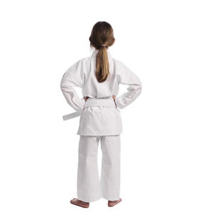 Kimono de karaté personnalisable en gros pour dojo, uniforme en coton durable, coutures renforcées, tissu respirant, option logo frontal - Product Image 5