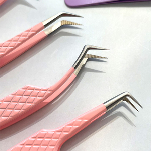Pinzas en forma de L de etiqueta privada Pinzas de extensión de pestañas para volumen Los mejores precios Hecho en Pakistán - Product Image 1
