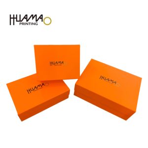Boîtes rigides personnalisées Huamao OEM, boîte pliable de couleur orange avec fermeture magnétique, logo en feuille à chaud pour l'emballage de t-shirts - Product Image 2