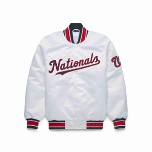 Vente en gros Veste Letterman en satin Veste universitaire brodée très brillante pour la mode et les équipes - Product Image 1