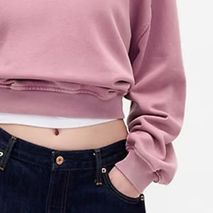 Sudadera con Capucha para Mujer, Mangas Largas, Diseño Recortado con Logotipo Personalizado para Compradores al por Mayor, Bolsillos Tipo Canguro, Diseño Económico con Capucha - Product Image 4