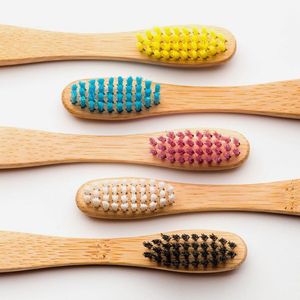 2025 brosse à dents en bambou au charbon de bois sans plastique, biodégradable, brosse à dents antibactérienne pour adultes poignée durable - Product Image 4