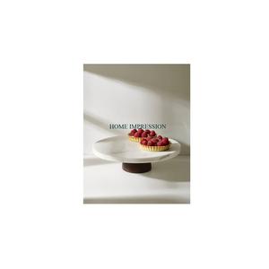 แท่นวางเค้กหินอ่อนสีขาวรูปทรงกลมพร้อมฐานสีน้ำตาลเค้กหินอ่อนชั้นเดียวจากผู้ผลิตอินเดีย - Product Image 1