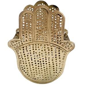 Lanterne votive de Noël en métal en forme de main pour la décoration de la maison et du festival avec bougeoir en T en fer et aluminium - Product Image 1