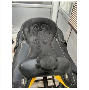 Selle de cheval occidentale synthétique avec pierre couleur-noir meilleure qualité disponible à un prix abordable - Product Image 6