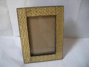 กรอบตกแต่งที่หรูหราทำด้วยมือคุณภาพระดับพรีเมียมที่สง่างามเพื่อจัดแสดงภาพถ่ายในสไตล์และสง่างาม - Product Image 2