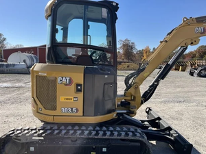 รถตักดิน CAT รุ่น 303.5CR ปี 2023 สภาพดี 4 ตัน ชั่วโมงการใช้งานต่ำ |   รถขุดขนาดเล็ก Cat 303.5E CR รุ่น 3.5 ตัน แบบตีนยาง - Product Image 3