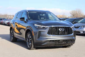 Infiniti QX60 Luxe 2024 d'occasion en bon état - Product Image 4