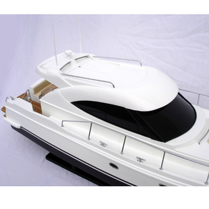 RIVIERA 4700 Modèle de bateau rapide moderne fait à la main Style nautique 100% Fabriqué à la main au Vietnam Livraison rapide Nouvelle tendance pour 2024 - Product Image 3